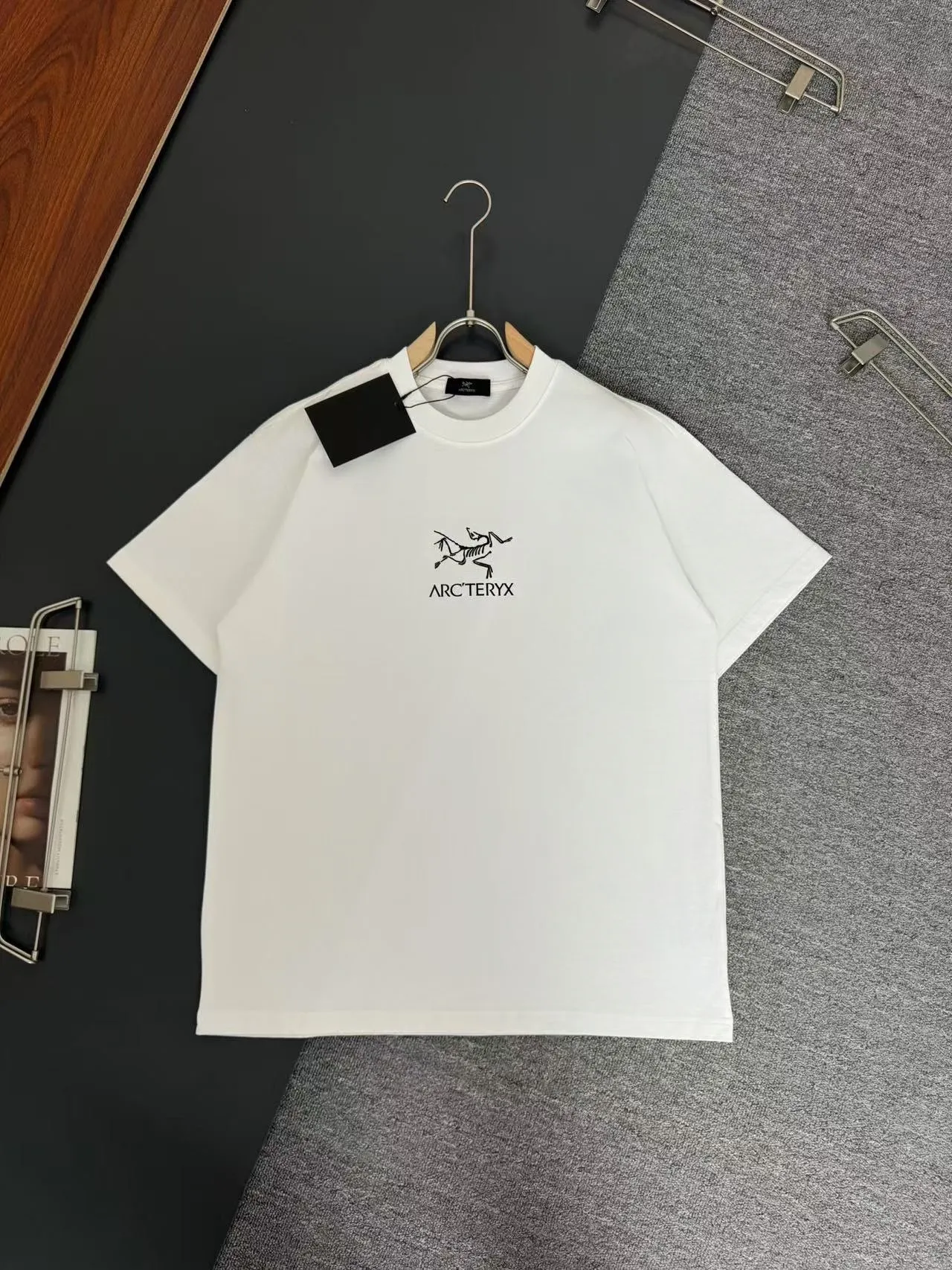 ARC‘TERYX/ g Breathable t logo New Arrival t ， Breathable， ， Versatile ：White Black Red Sizes：S M L XL XXL